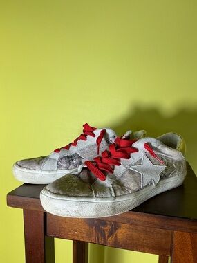 Steve Madden NY90 Philosophy White Star Calf Hair Leather Sneakers